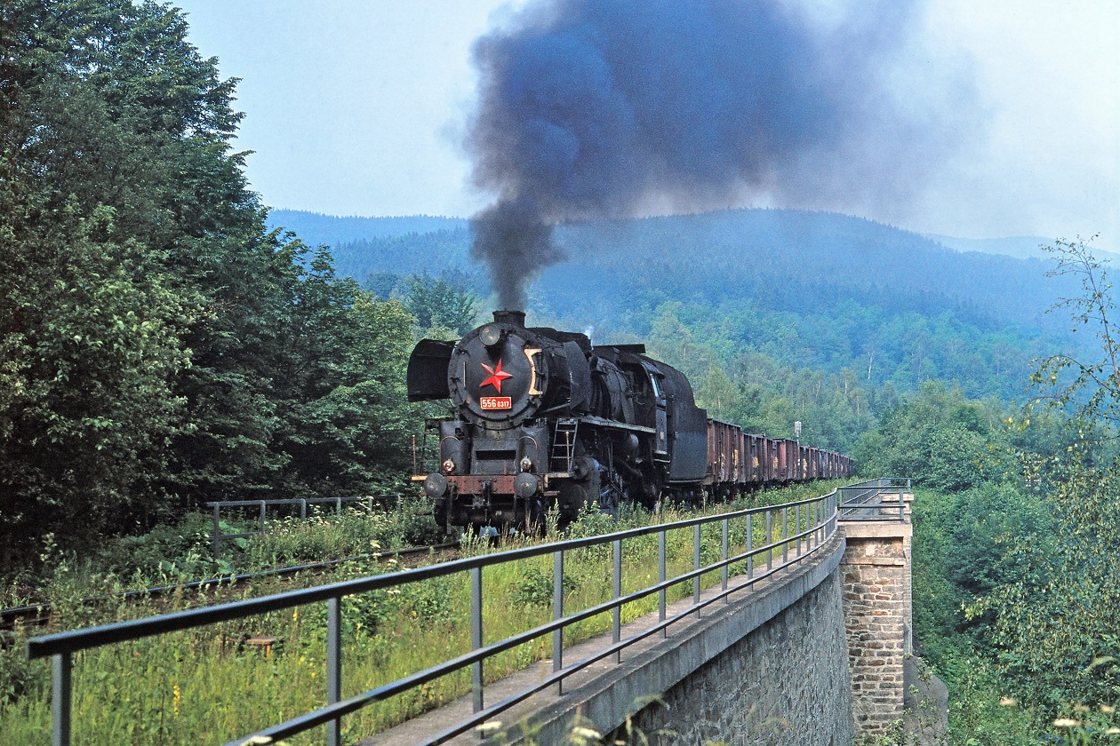 Před 40 lety oficiálně skončil provoz parních vlaků
