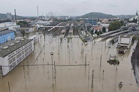 Ničivé povodně tvrdě zasáhly i tuzemskou železnici