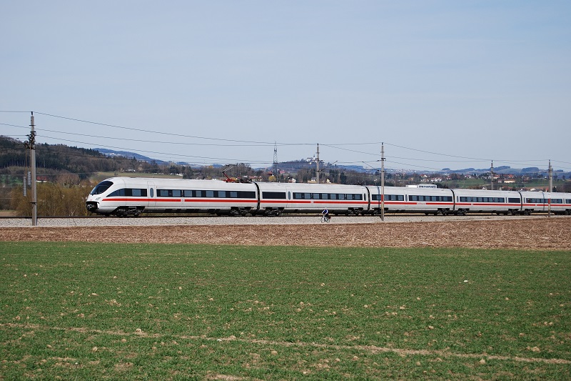 Rakouská Westbahn získá čtyři koleje