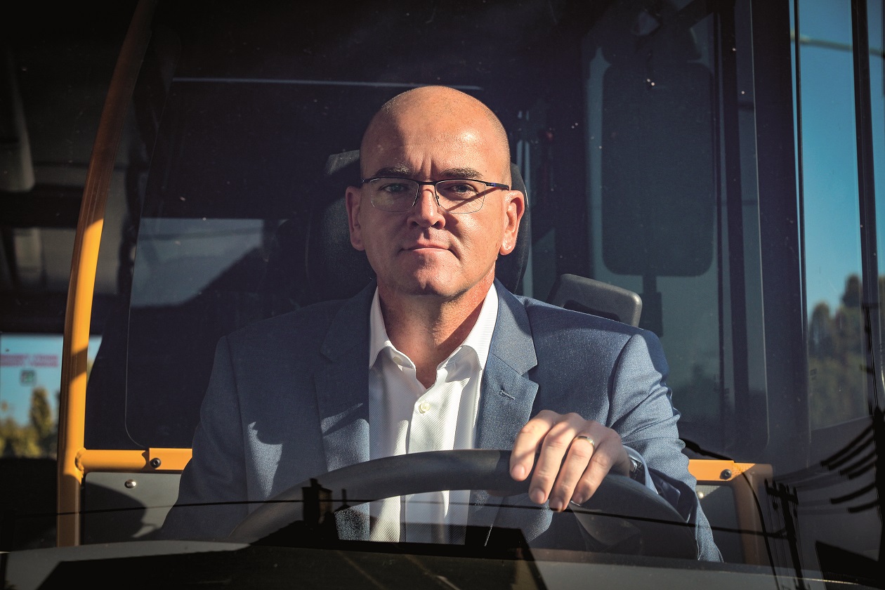 Adam Svojanovský: ČD Bus snižuje náklady na náhradní dopravu