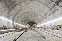 Gotthardský úpatní tunel se plně zprovozní na začátku září